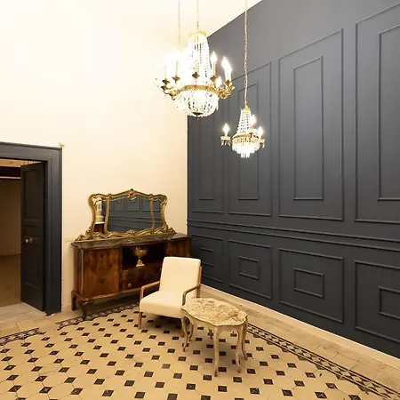 Daire Design Historic House, Palazzo Dello Spagnuolo *